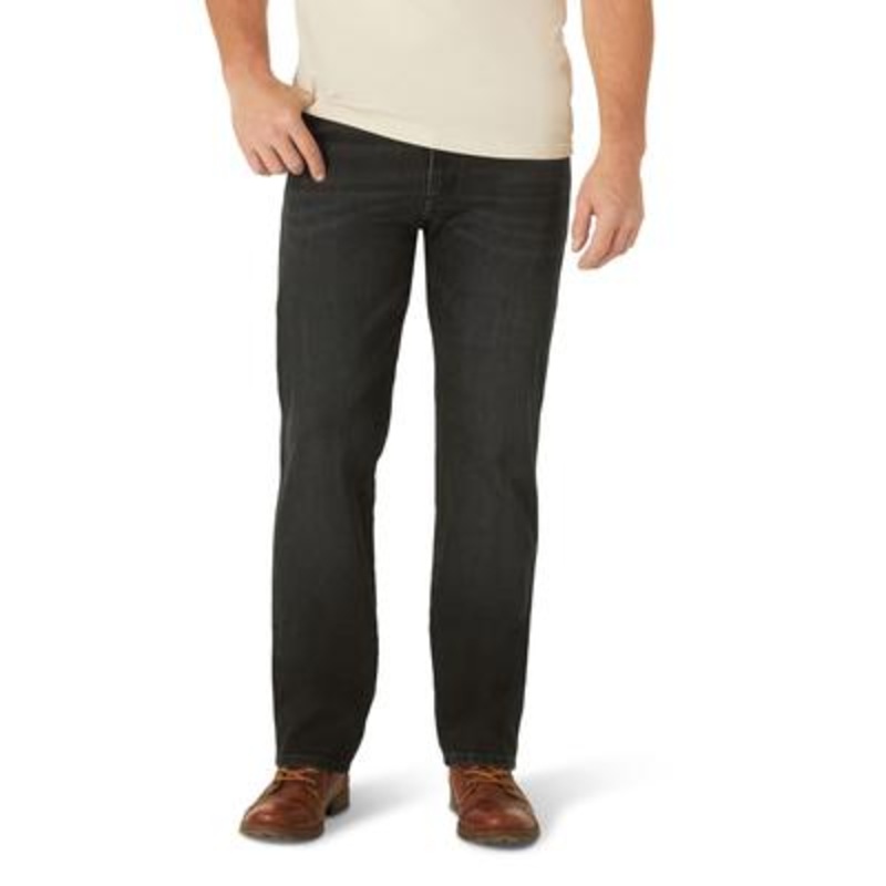 Wrangler Men's Weather Anything Tapered Fit Jean  Bull Black 32 X 30