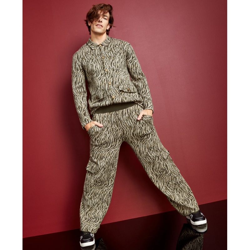 Royalty by Maluma Men's Flared Cargo Pants XL Zebra Jacquard