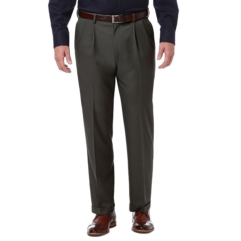 Haggar Mens Premium Comfort Classic Fit Pleat Front Dress Pant 42 x 29 Charcoal