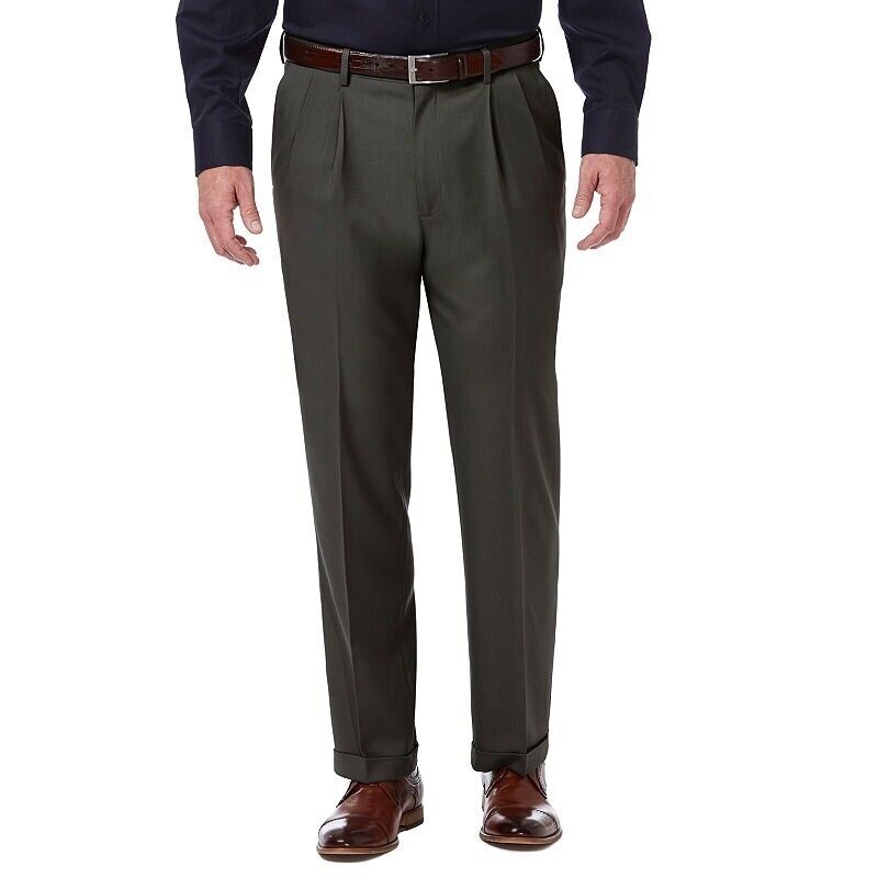Haggar Mens Premium Comfort Classic Fit Pleat Front Dress Pant 32 x 30 Charcoal